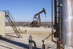 Saudi Arabia nói 'không chịu bất kỳ trách nhiệm nào' nếu giá dầu tăng