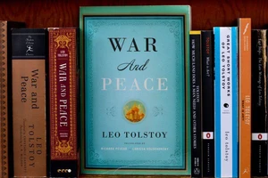 RT: Ukraine loại 'Chiến tranh và Hòa bình' của đại văn hào Nga Leo Tolstoy khỏi chương trình giảng dạy