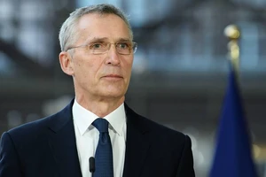 Nóng Nga-Ukraine 31-12: NATO nói cách duy nhất để ngừng xung đột là 'bơm' vũ khí vào Ukraine