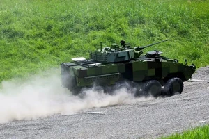 Đài Loan trình làng xe bọc thép 'nhà làm'