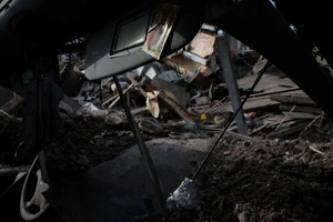 Nóng Nga-Ukraine chiều 27-6: Thành trì cuối cùng của Ukraine ở Luhansk lung lay, dân Lysychansk được lệnh rời TP