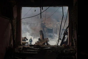 Nóng Nga-Ukraine 31-7: Ông Zelensky lệnh sơ tán dân khỏi Donbass