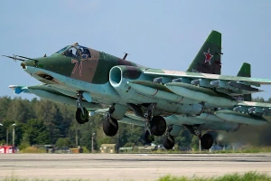 VIDEO: Nga bắn tên lửa từ cường kích Su-25 vào mục tiêu Ukraine