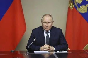 Nóng Nga-Ukraine 26-11: Ông Putin nói về tiếc nuối lớn ở Donbass; Ukraine sơ tán dân khỏi Kherson