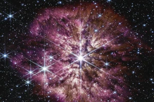 NASA công bố ảnh chụp ngôi sao 'sắp chết'