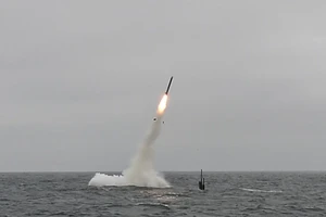 Mỹ duyệt bán 220 tên lửa Tomahawk cho Úc