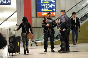 Sân bay Charles de Gaulle - tốt nhất ở Pháp và châu Âu soi chiếu hành lý như thế nào?