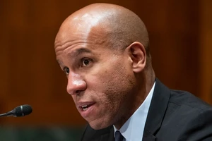 Mỹ trừng phạt 4 công ty Iran mua thiết bị UAV cho chính phủ