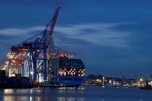 Đức xem xét bán cổ phần tại cảng Hamburg cho Trung Quốc