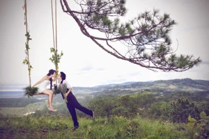 Kết hôn được nghỉ mấy ngày đi tuần trăng mật? 