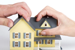 Nhà chồng cho tiền mua đất, nhà tự xây là tài sản chung hay riêng? 