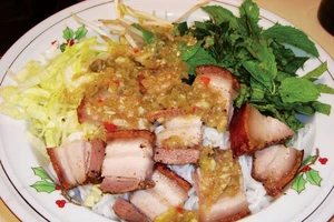 Ký hợp đồng ngày được ba bữa ăn, thực tế có hai bữa giờ tính sao?