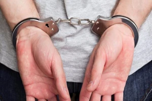 Phân biệt hành vi tự thú, đầu thú? 