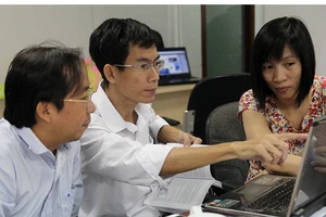 Giao lưu trực tuyến 'Mua bán nhà trong tương lai'