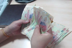 Vợ cũ đòi vợ mới cấp dưỡng nuôi con?