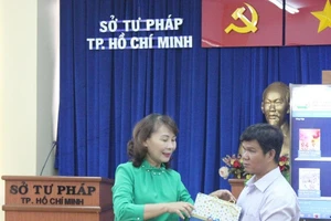 Ra mắt sách nói pháp luật cho người mù 