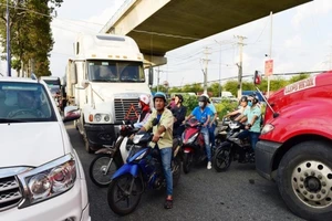 2 phương án gỡ vướng giao thông đường nối ra xa lộ Hà Nội 