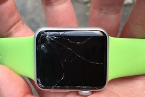 Giật mình với chi phí bảo hành Apple Watch