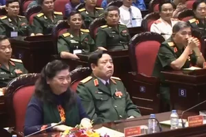 Clip Đại tướng Phùng Quang Thanh dự chương trình 'Khát vọng đoàn tụ'