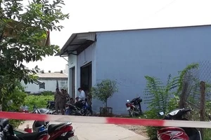 Audio: Sập xưởng keo, 2 người chết, 2 người bị thương nặng