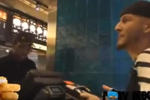 Clip: Khi rapper gọi đồ ăn 