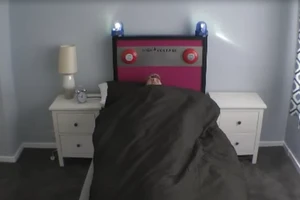 Clip: Chiếc giường trị 'ngủ nướng'