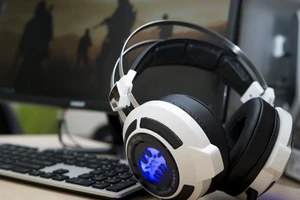 SoundMax bất ngờ tung ra mẫu tai nghe chơi game AH-323