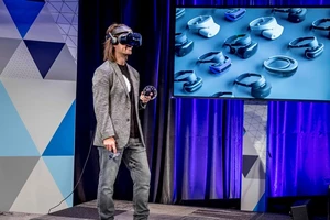 Microsoft giới thiệu thiết bị thực tế hỗn hợp mới