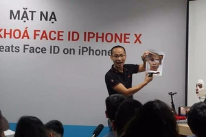 Bkav lại biểu diễn mở khóa Face ID iPhone X