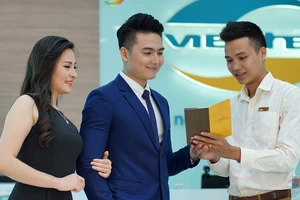 Đóng góp ý kiến để nhận thưởng 'khủng' từ Viettel