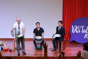 VAS truyền cảm hứng cho học sinh về tinh thần 'Sống trọn vẹn'