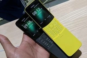 WhatsApp chính thức có mặt trên Nokia 8110