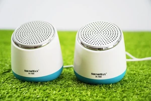 Đánh giá mẫu loa để bàn chưa tới 200.000 đồng của SoundMax 
