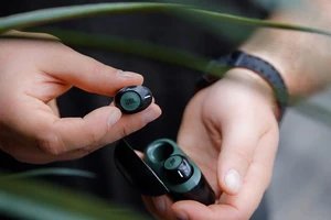 Độc đáo tai nghe True wireless JBL Tune 120TWS