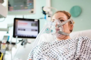 Hãng Ford sản xuất máy thở cứu sống người Mỹ trong tâm dịch 