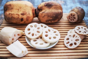 Củ sen giúp điều hòa huyết áp và giảm căng thẳng