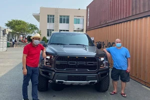 Ford F-150 Raptor 2020 đầu tiên về Việt Nam