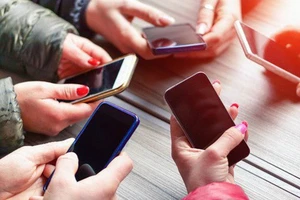 Bkav sắp ra mắt mẫu điện thoại 4G giá siêu rẻ?