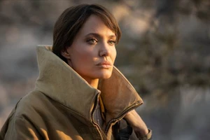 Màn tái xuất của 'mỹ nhân hàng đầu Hollywood' Angelina Jolie có gì thú vị? 