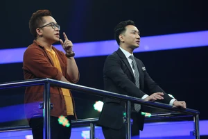 Lucas Luân Nguyễn bị nhóm người 'cuồng bóng đá' đánh bại ở chủ đề thế mạnh