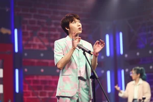 Quang Trung từ diễn viên hài lấn sân sang ca sĩ