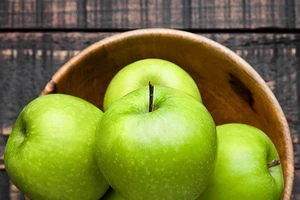 Những lợi ích sức khỏe tuyệt vời của táo xanh