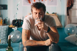 6 loại thực phẩm có thể giúp bạn hồi phục sau cơn say rượu