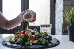 7 chế độ ăn kiêng phổ biến nhất và tác dụng phụ nghiêm trọng của chúng