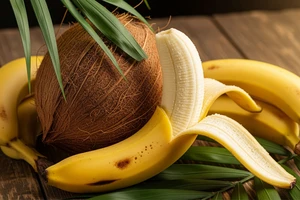 Tại sao người bị bệnh thận nên tránh ăn dừa và chuối? 