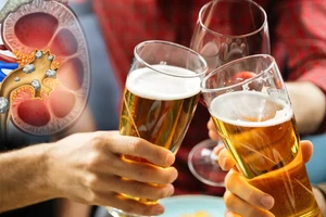 Người bị sỏi thận nên và không nên uống gì?