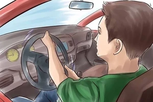 Kỹ thuật căn gương và bánh xe giúp đỗ song song chuẩn xác trong không gian hẹp