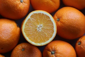 Ăn cam mỗi ngày có thực sự có lợi cho bệnh gan nhiễm mỡ? 