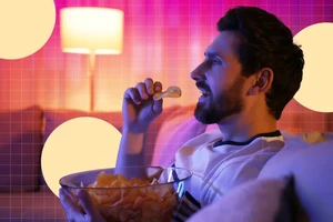 Một thói quen buổi tối tưởng vô hại nhưng có thể khiến gan hoạt động quá tải 