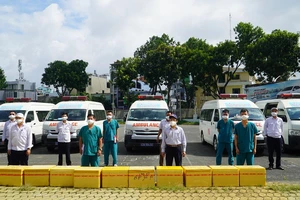 Video: Đoàn xe cấp cứu Đà Nẵng đã đến TP.HCM với quyết tâm ‘hết dịch mới về’